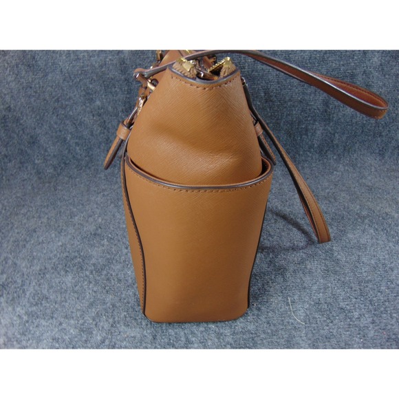 Michael Kors Jet Set Travel Charlotte Tote Acorn Brown Saffiano Leather Purse - Picture 6 of 16